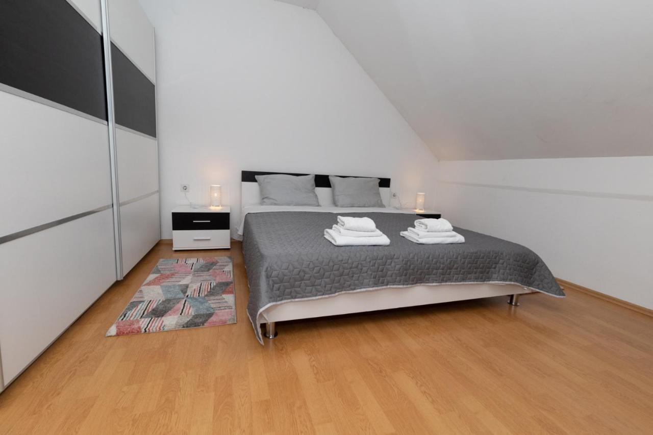 Апартаменты Apartman Skender 3* Равна-Гора Экстерьер фото