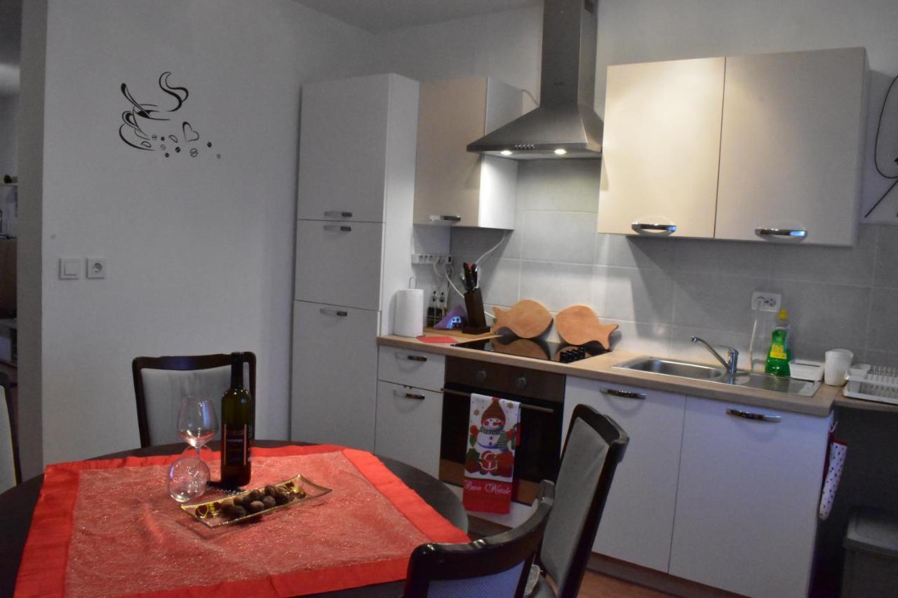Апартаменты Apartman Skender 3* Равна-Гора Экстерьер фото