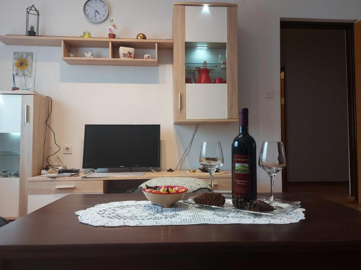Апартаменты Apartman Skender 3* Равна-Гора Экстерьер фото